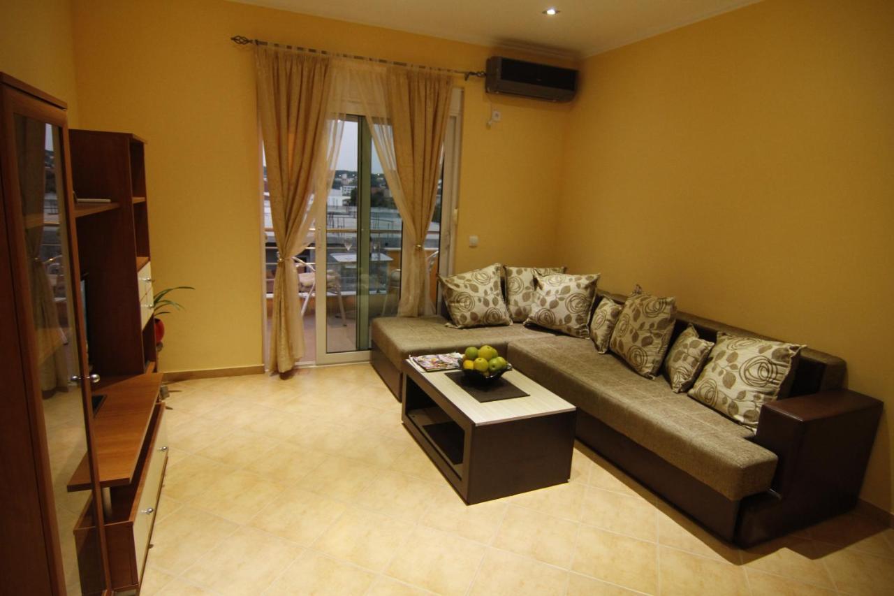 Kopernikus Apartments Ulcinj Quarto foto